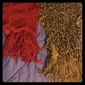 Knitted scarves